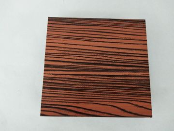 1.4 Thickness Flat Wood Finish Aluminium Profiles Strong Impact Resistance